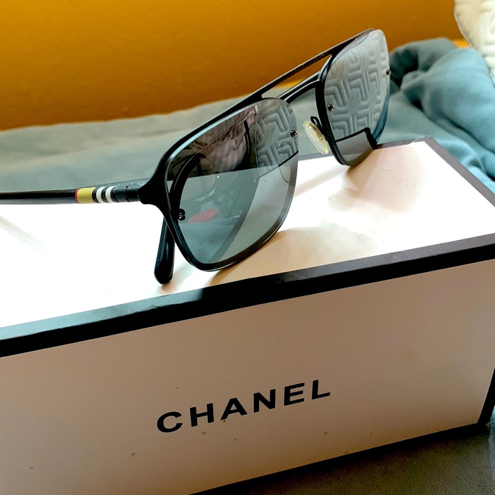 Burberry sunglasses authentic men and women - Picture 1 of 2